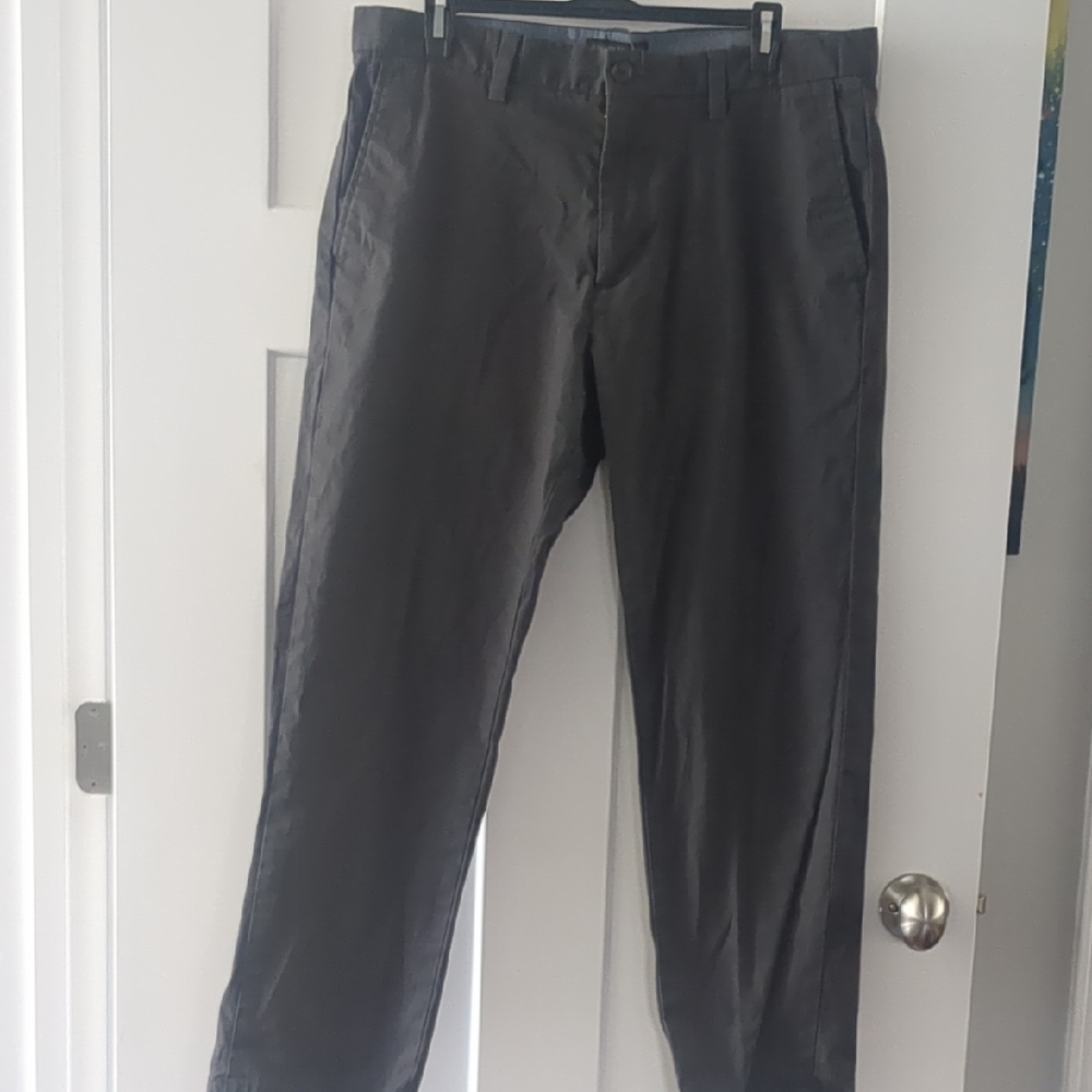 Banana Republic Charcoal Chinos for Men 34x30